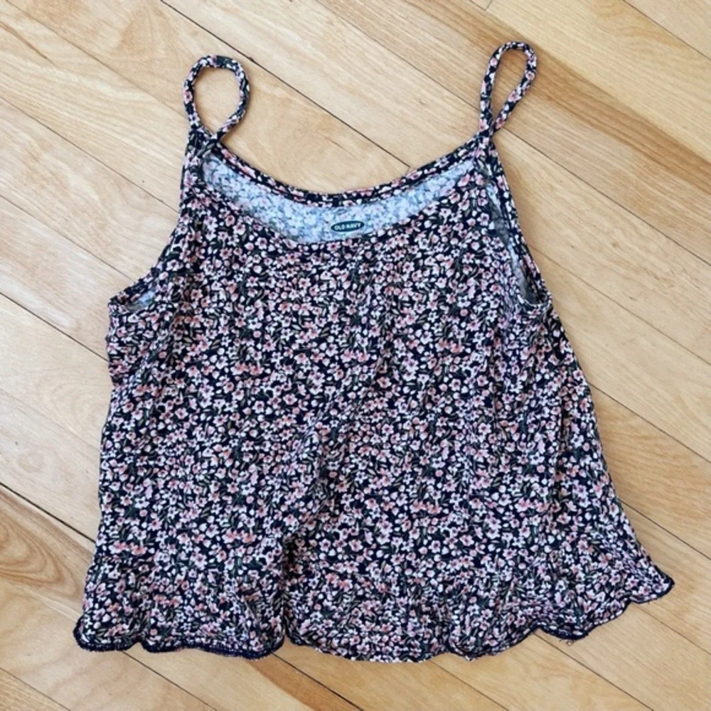 Old Navy Floral Tank - Size L
